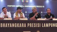 Manajemen Bhayangkara FC melaunching tim untuk musim depan di Jakarta pada Selasa (22/4/2025). (Bola.com/Muhammad Iqbal Ichsan)