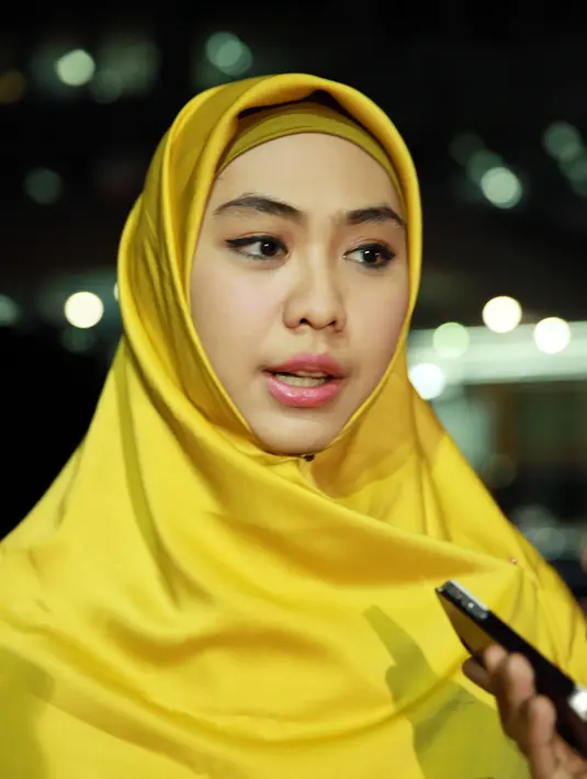 Perempuan kelahiran Batam, 27 tahun silam itu juga bersyukur karena mendapatkan banyak kelimpahan rezeki. Selain itu, juga mendapatkan dukungan dari suami dan keluarganya. (Deki Prayoga/Bintang.com)