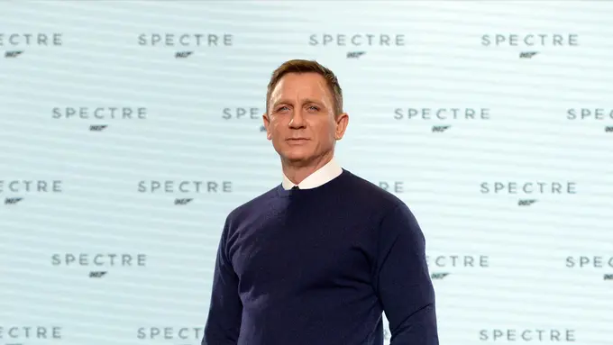 Daniel Craig
