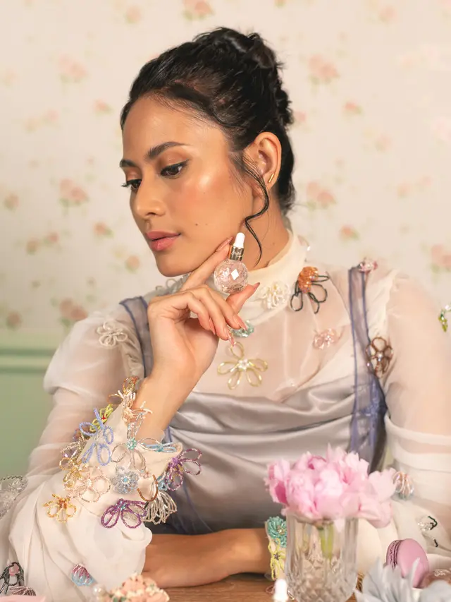 Kolaborasi Studio Tropik dan Archangela Chelsea Hasilkan Dua Produk Agar Percaya Diri Tanpa Filter