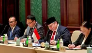 Menko Airlangga Mengundang  Perusahaan China Investasi di PLTS 100 GW