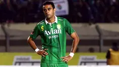Otavio Dutra, mantan bek Surabaya United mengucapkan selamat hari natal bersama teman dan keluarganya.