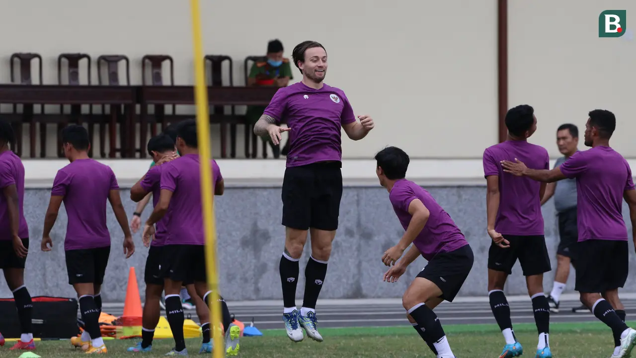 Foto: Dibohongi Vietnam, Timnas Indonesia Masih Latihan di Lapangan yang Buruk Jelang Hadapi Timor Leste di SEA Games 2021