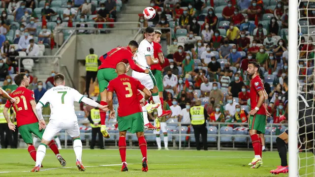 Foto: Cristiano Ronaldo Jadi Pahlawan, Portugal Susah Payah Jinakkan Republik Irlandia di Kualifikasi Piala Dunia 2022