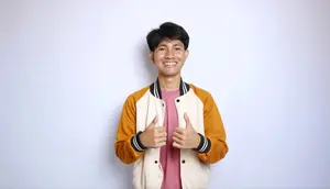 Jaket Varsity Pria Trendy untuk Gaya Santai, Simpel Dipakai dan Tetap Stylish