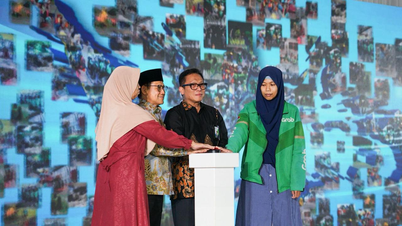 Jaminan Sosial Jadi Benteng Keluarga Pekerja dari Jurang Kemiskinan