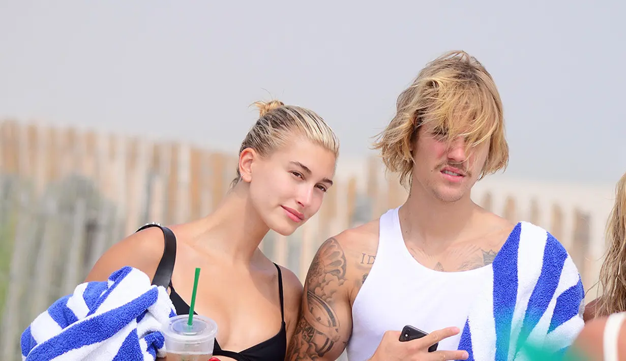 Namun tenang, semua itu hanya candaan belaka. Justin suka kumisnya, namun dirinya lebih mencintai Hailey. (splashnews - HollywoodLife)