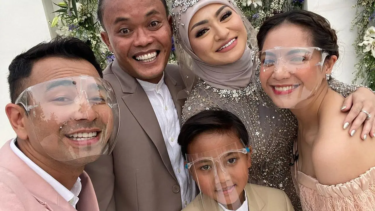 7 Potret Akad Nikah Sule dan Nathalie Holscher, Penuh Kebahagiaan