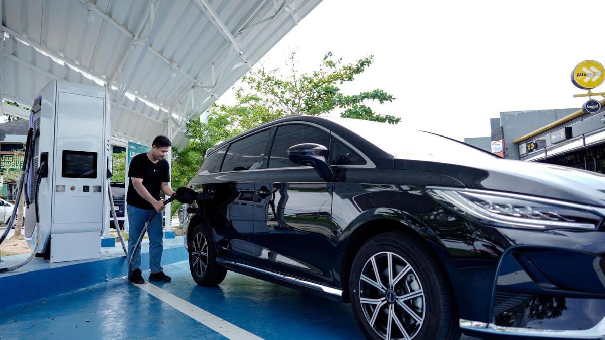 PLN Operasikan 4.655 SPKLU Sepanjang 2025