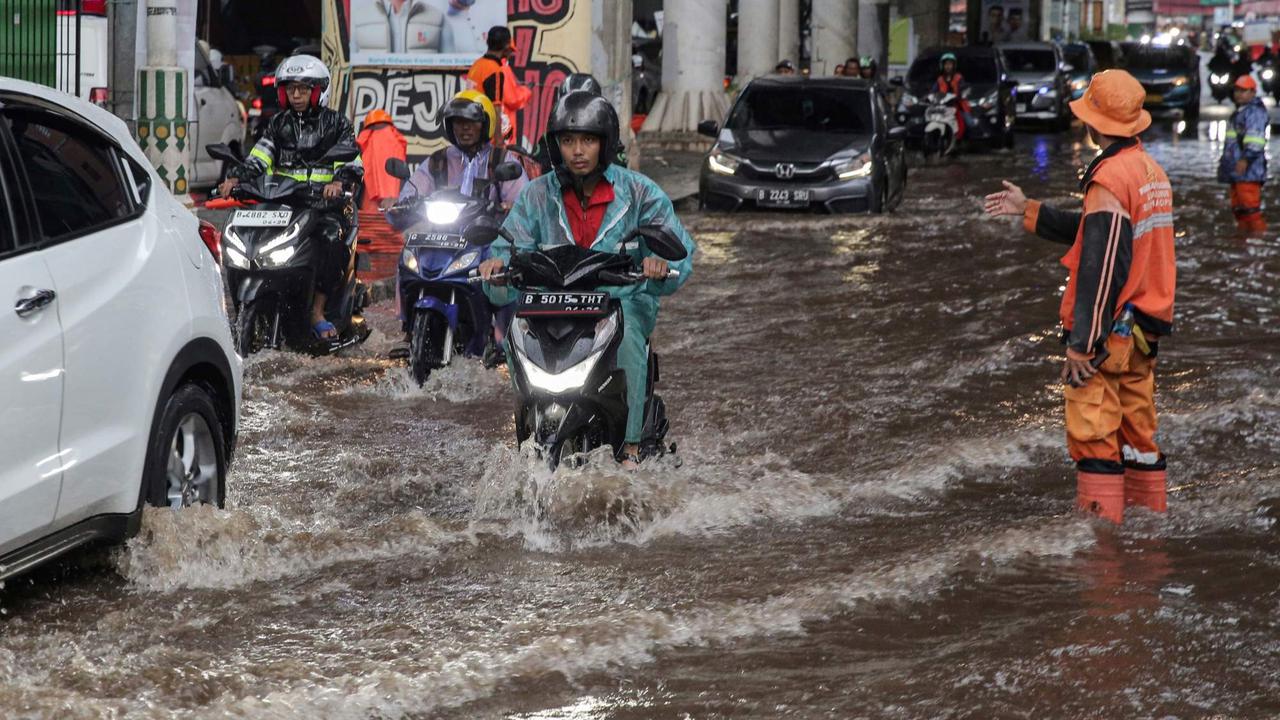 Banjir di kawasan Cipulir
