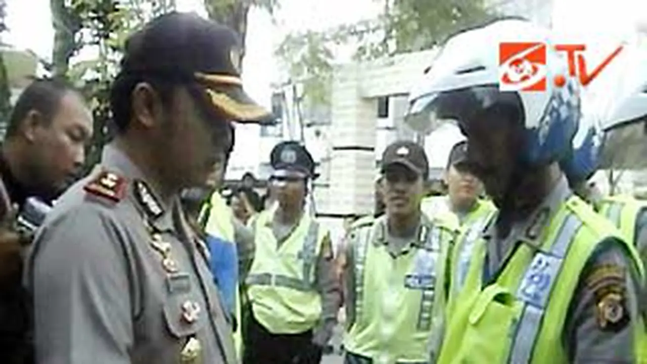 100924aapel-polisi.jpg