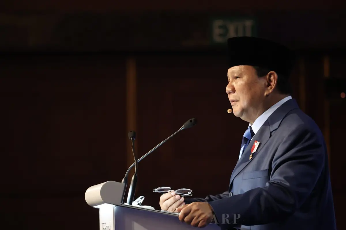 Menteri Pertahanan Prabowo Subianto dalam diskusi panel forum IISS Shangri-La Dialogue 2022, dengan tajuk "Mengelola Persaingan Geopolitik di Kawasan Multipolar," di Singapura, Sabtu (11/6/2022)