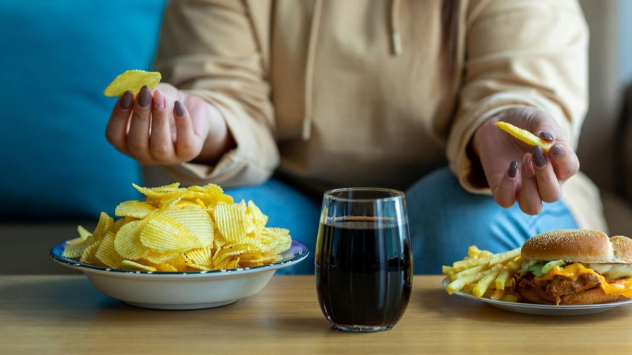 Jenis Makanan yang Dapat Memperburuk Stres, Jangan Sampai Terjebak