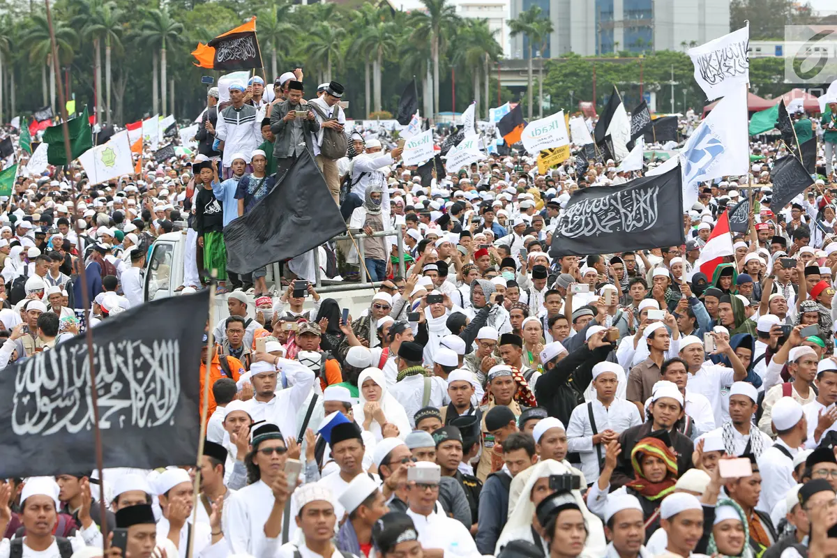 Gelar Reuni Akbar 212, Jutaan Muslim Banjiri Kawasan Monas