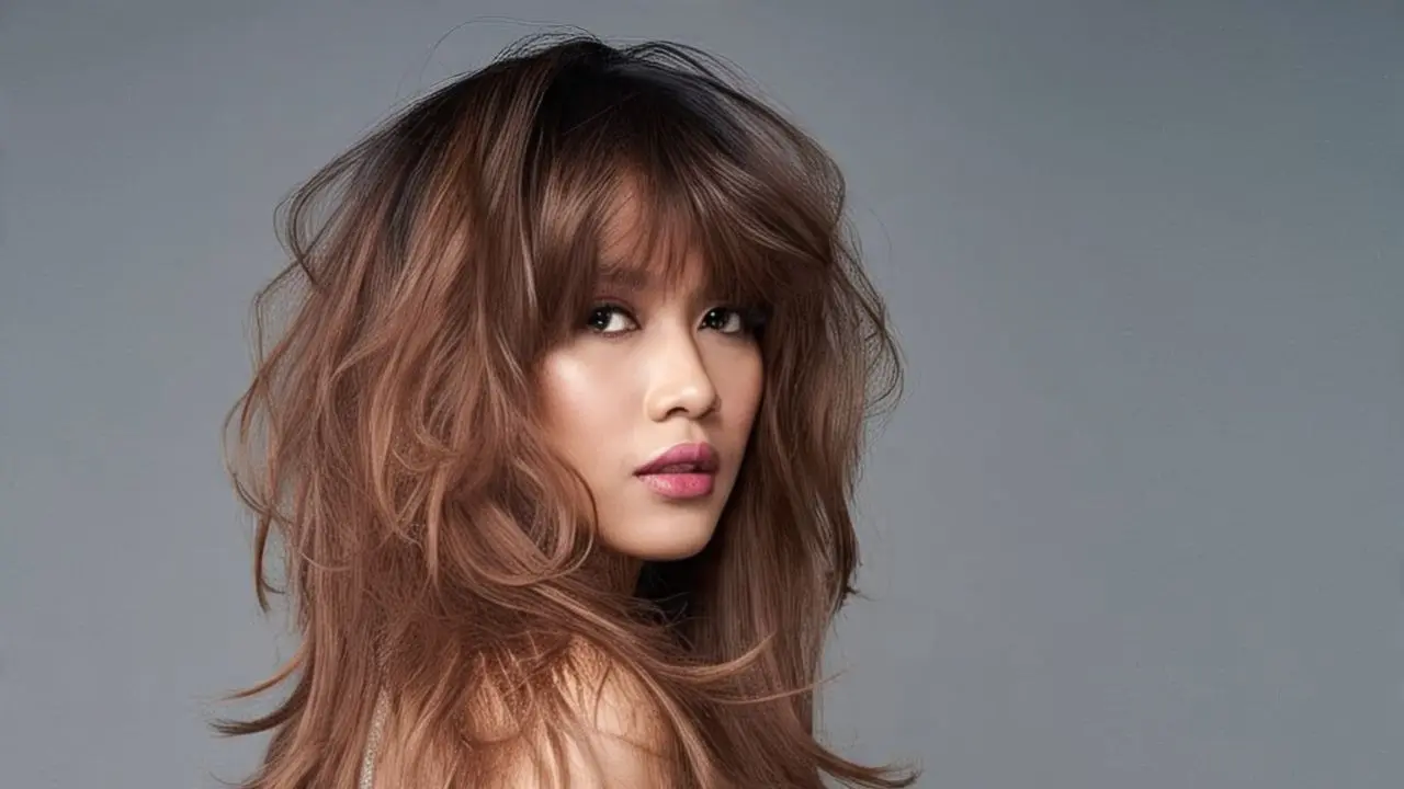 Model Rambut Segi Layer Panjang