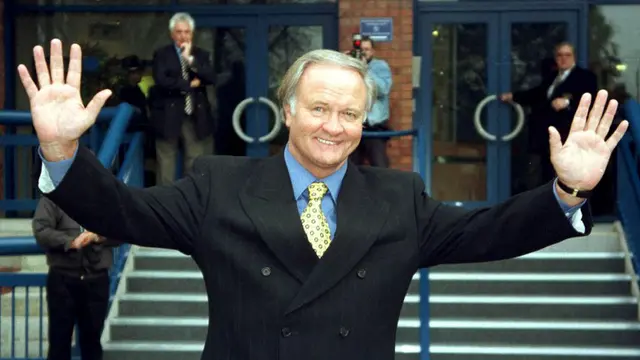 Mantan Manajer MU Ron Atkinson