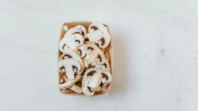 Mau Self Reward di Rumah? Coba Resep Praktis Mushroom Risotto Umami dalam 30 Menit Ini