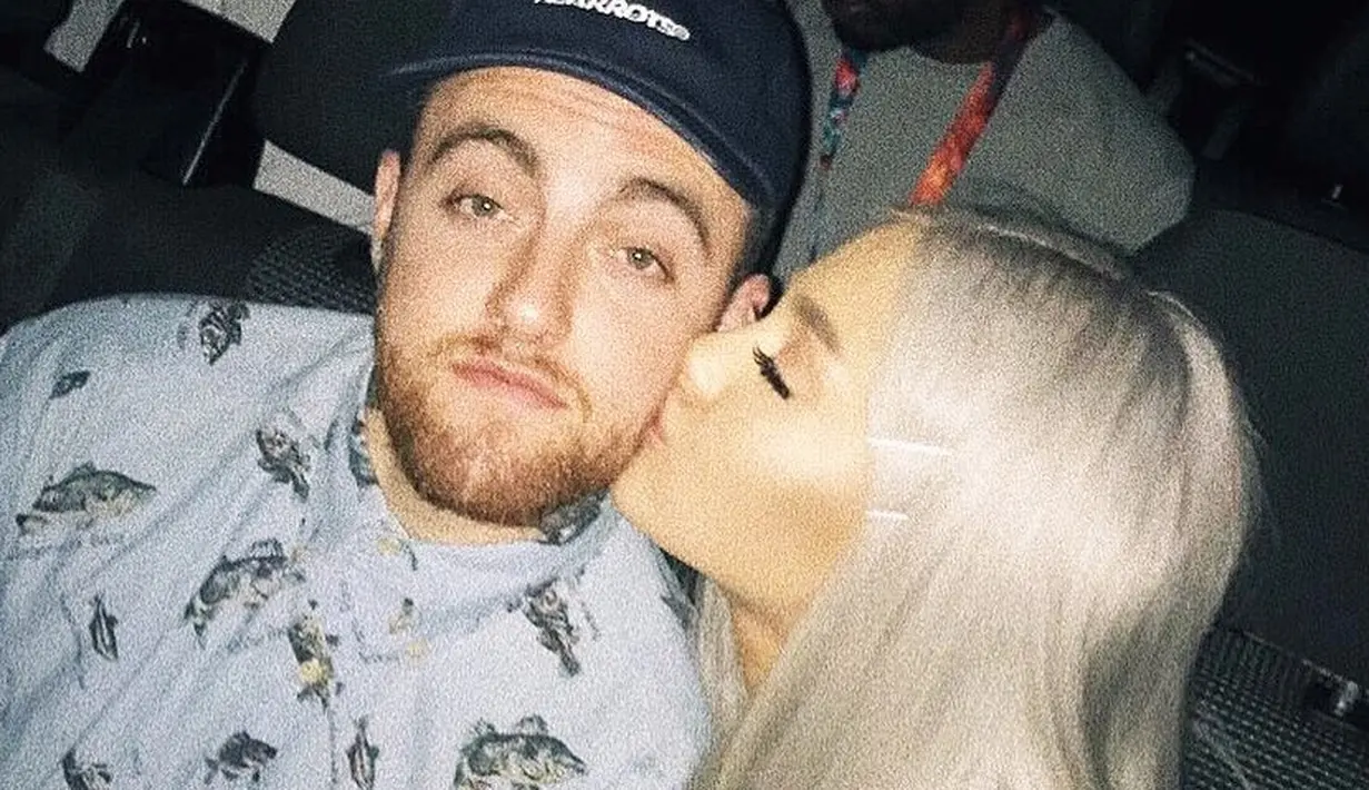 "Alasan Ariana vakum dari media sosial bukan karena menyembunyikan kehamilan seperti Kylie," ujar sumber. (instagram/arianagrande)