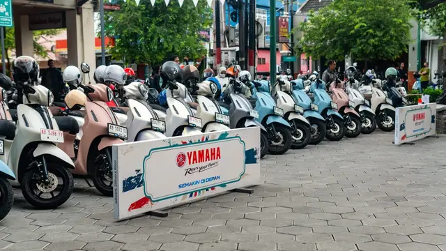Yamaha Grand Filano Hybrid