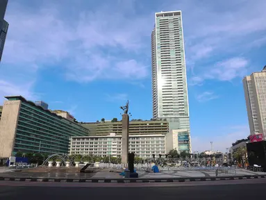 Jakarta Ditinggal Mudik, Langit Biru dan Ruas Jalan Utama Lengang