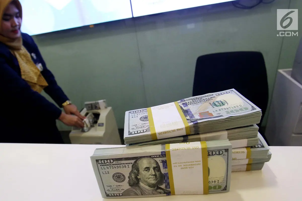 Dolar AS Menuju Kenaikan Mingguan Terbesar Imbas Data Inflasi