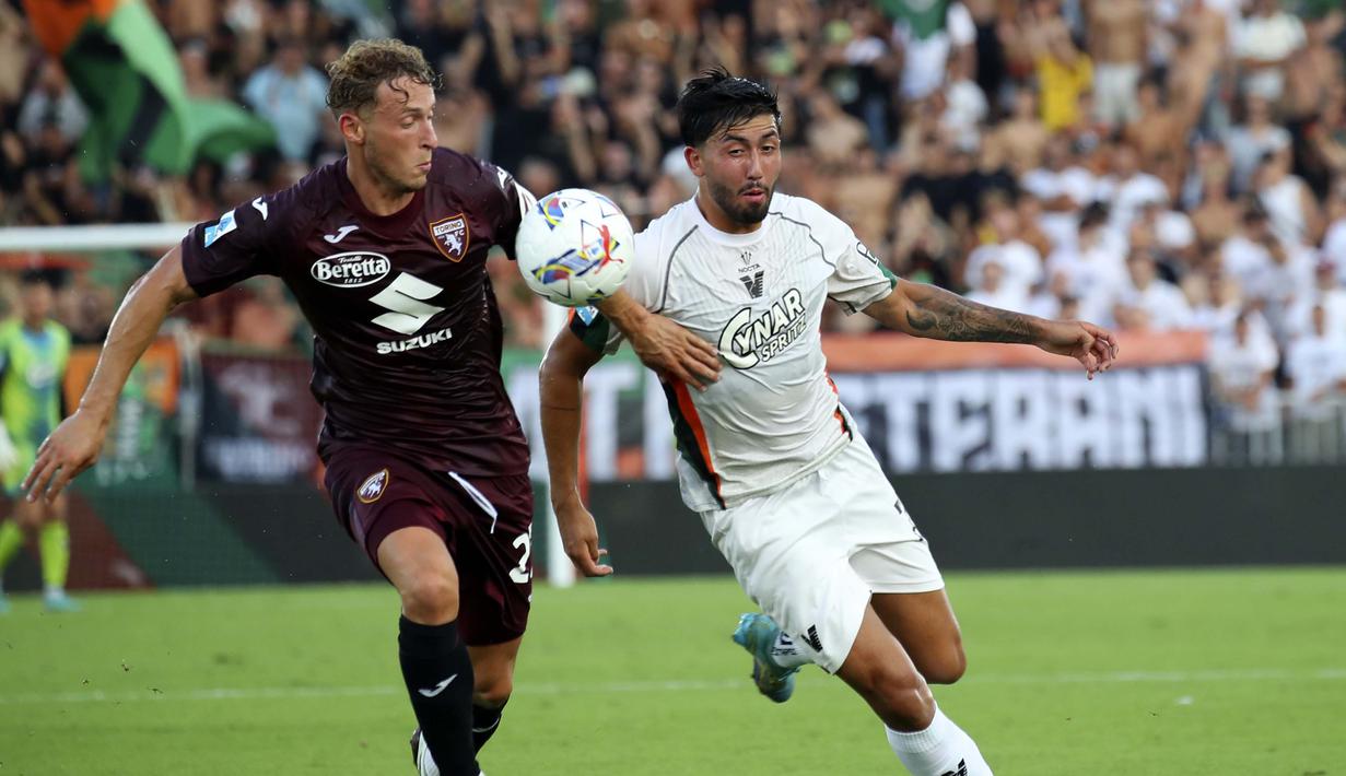 Venezia menjamu Torino pada laga pekan ketiga Serie A 2024/2025 di Stadion Pier Luigi Penzo, Sabtu (31/8/2024) dini hari WIB. Venezia kalah 0-1 dari tamunya. (Marco Alpozzi/LaPresse via AP)