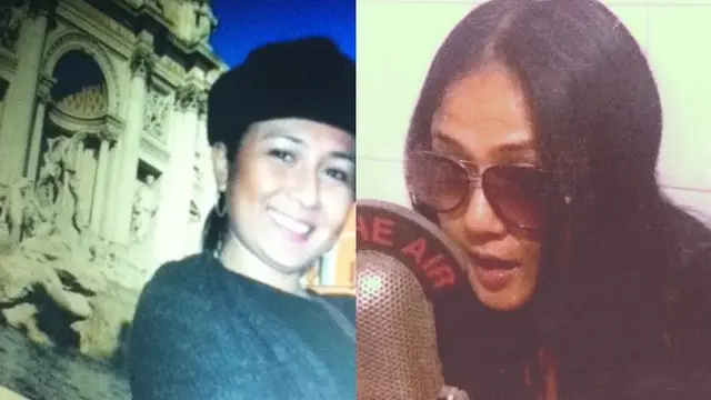 Selain dikenal sebagai artis, ia juga dikenal sebagai penyanyi