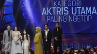 Prilly Latuconsina memberikan sambutan saat meraih penghargaan di SCTV Awards 2015, Jakarta, Sabtu (28/11/2015). Prilly menjadi Pemenang Kategori Nominasi Aktris Utama Paling Ngetop. (Liputan6.com/Helmi Afandi)