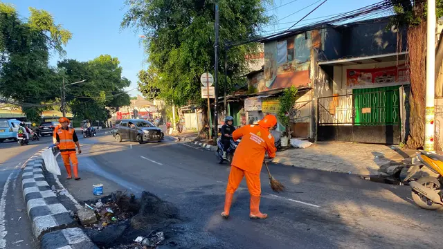 Kondisi Lalu Lintas di Depan Gedung DPR dan sekitarnya Hari Ini