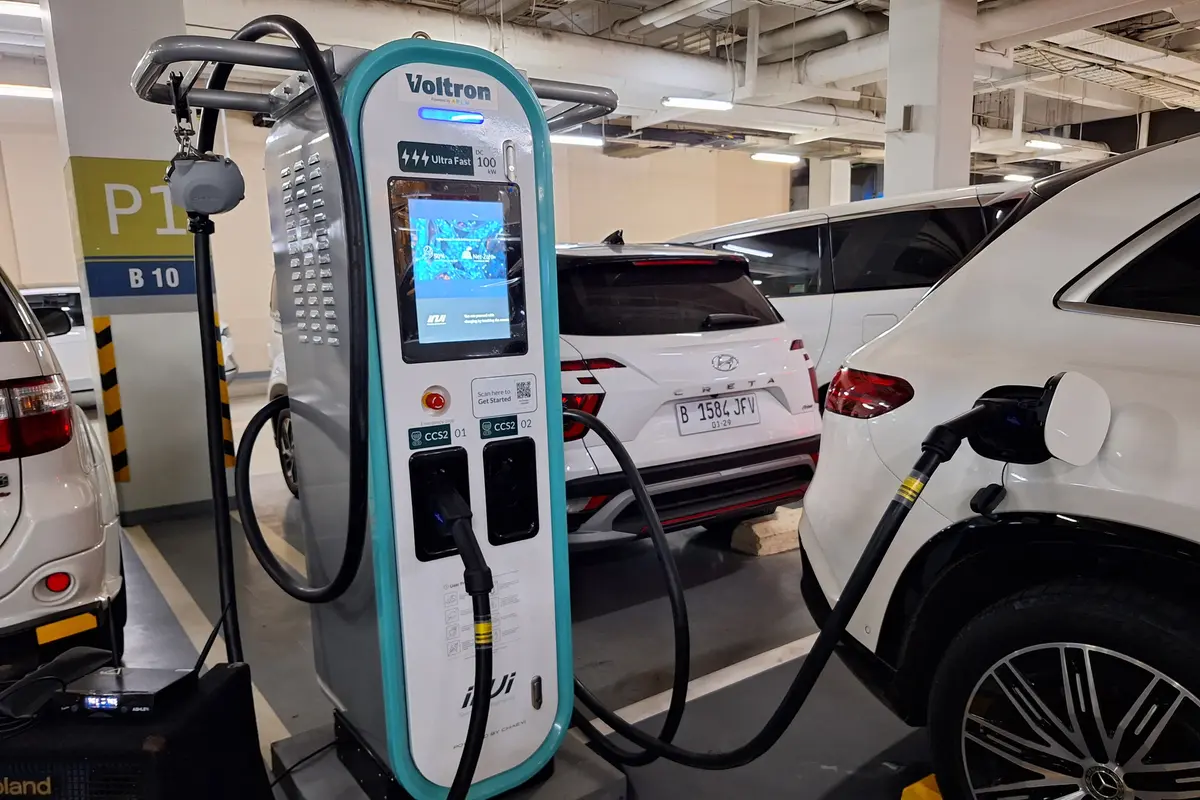 Voltron Digandeng Living World Bikin SPKLU Ultra Fast Charging (ist)