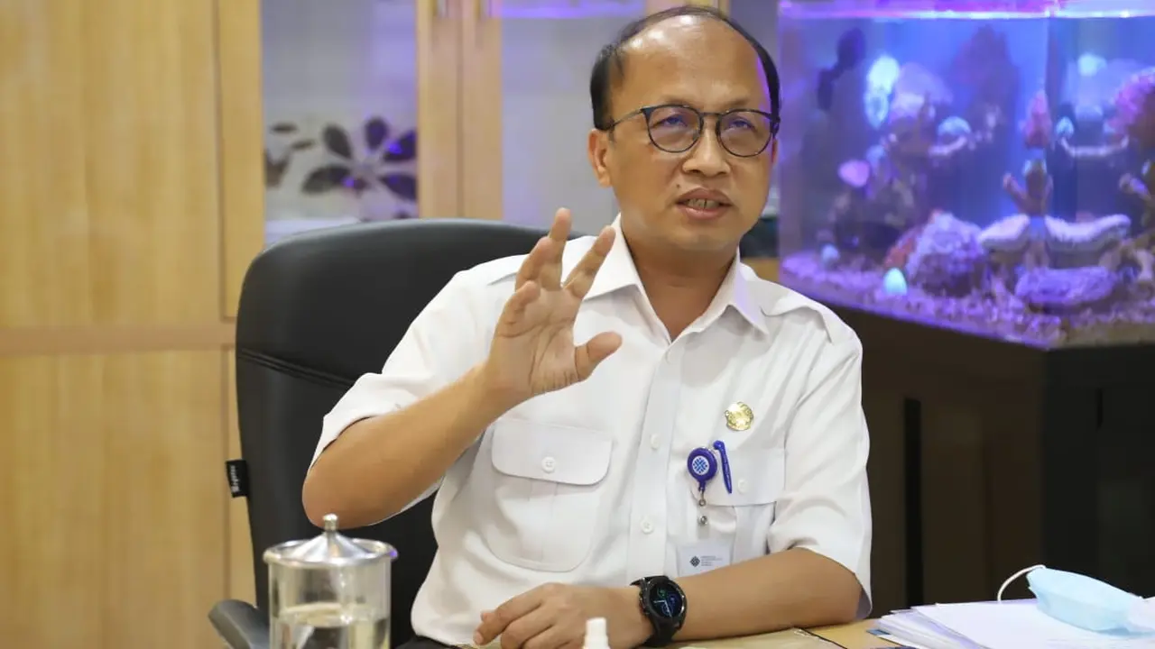 Sekretaris Jenderal Kementerian Ketengakerjaan, Anwar Sanusi, dalam sambutannya secara virtual pada acara Review Kurikulum dan Silabus Politeknik Ketenagakerjaan Tahun 2021, di Jakarta, Rabu (24/3/2021).