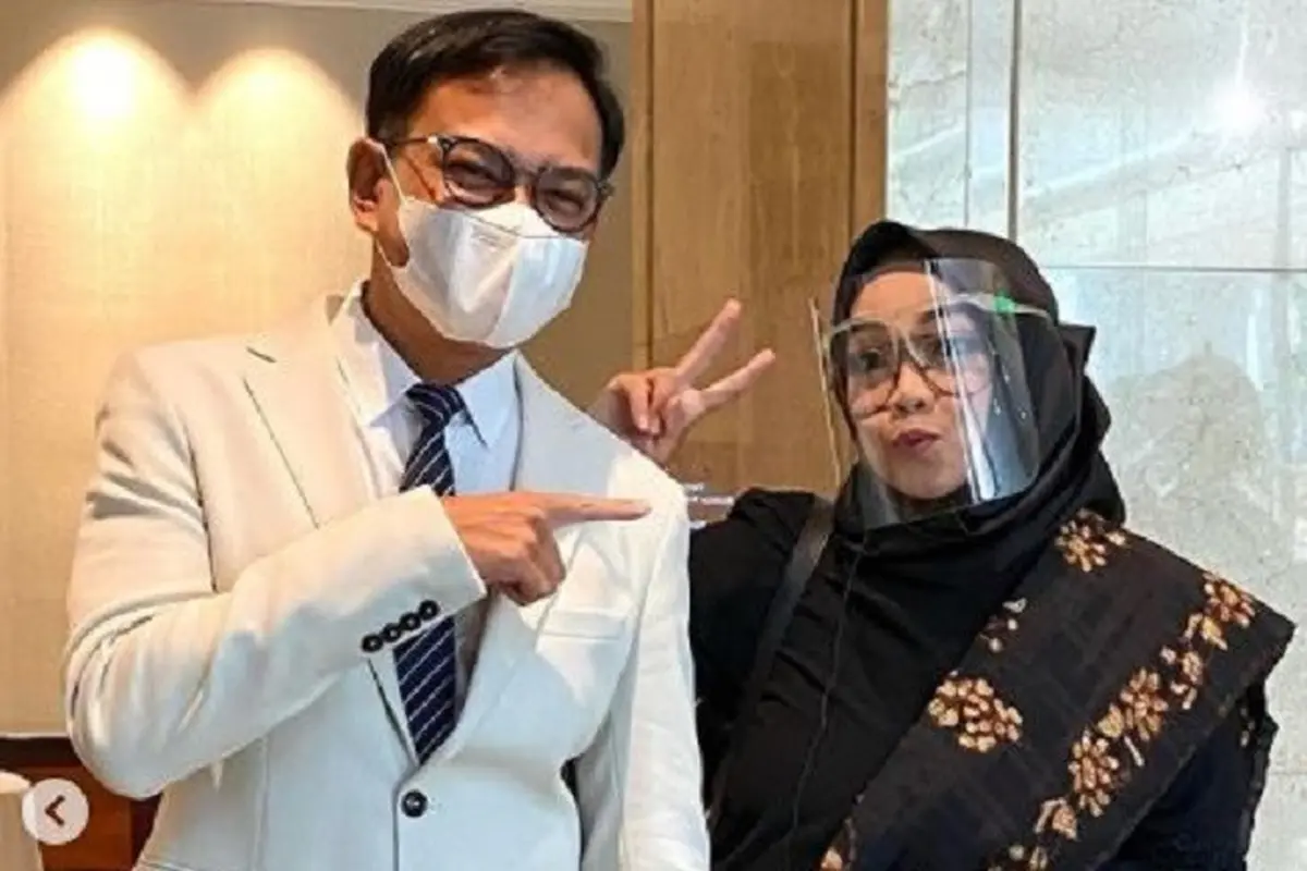 Hedi Yunus - Rina Gunawan (Foto: Instagram/@hedi_yunus)