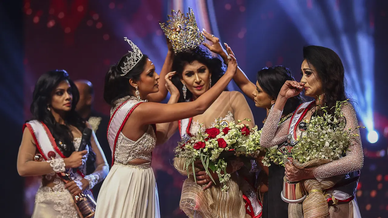 Diduga Bikin Cedera, Mrs World Ditangkap Usai Copot Paksa Mahkota Mrs Sri Lanka