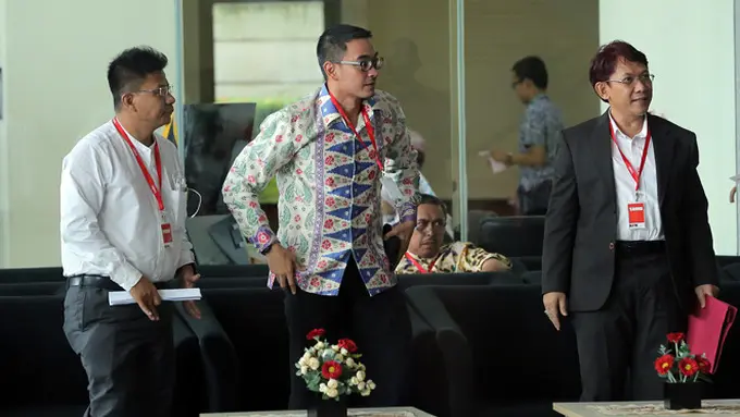 [Bintang] Zumi Zola di KPK