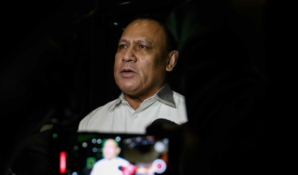 Ian mengatakan pihaknya akan membawa bukti-bukti untuk melengkapi keterangan tambahan yang akan disampaikan ke penyidik hari ini.<br>​<br>