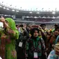 Ketua Umum PP Muslimat NU Khofifah Indar Parawansa, sempat menyapa puluhan ribu Muslimat. (Liputan6.com/Putu Merta Surya Putra)