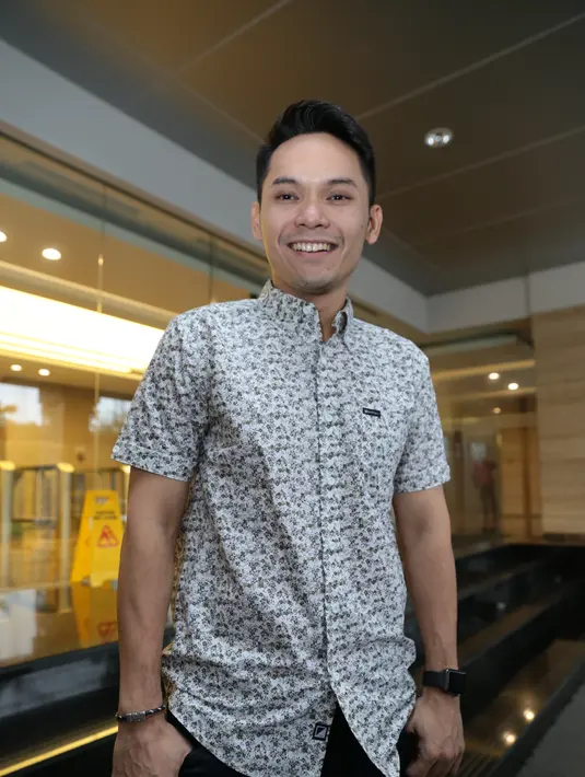 Berbagai persiapan telah dilakukan oleh ayah seorang anak itu. Pasangan ini menyebar undangan hingga 700 lembar. (Adrian Putra/Bintang.com)