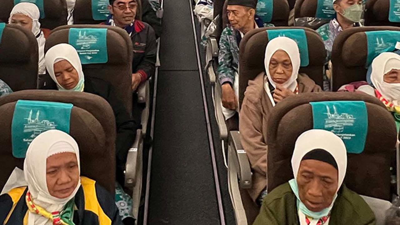 Innalillahi, Jemaah Haji Asal Salatiga Wafat di Pesawat
