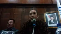 Rektor Universitas Islam Indonesia (UII) Yogyakarta, Harsoyo, mundur dari jabatan. (Liputan6.com/Yanuar H)