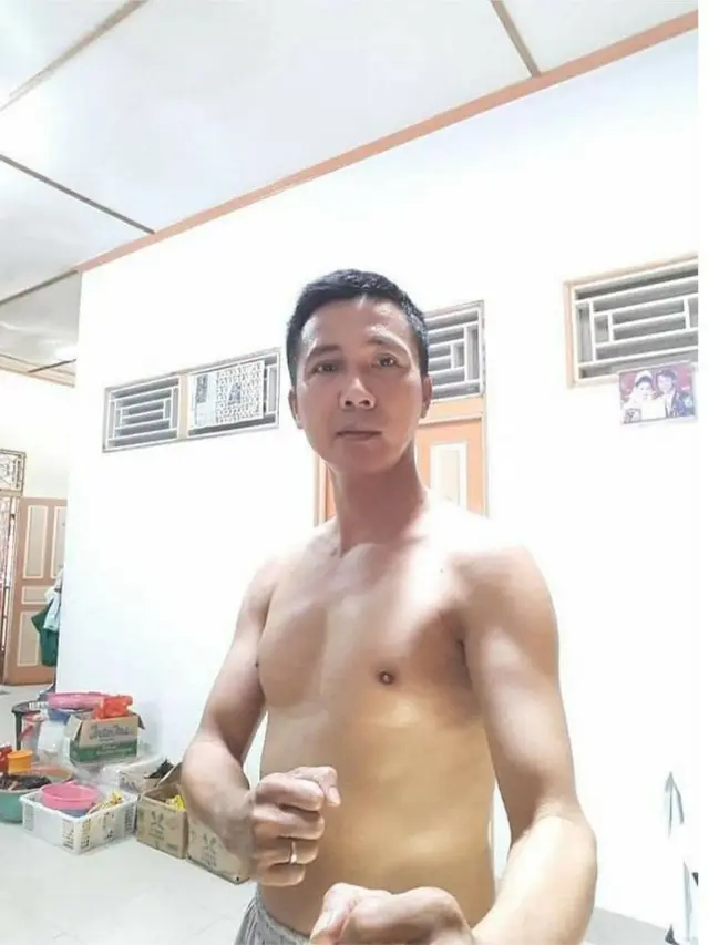 7 Potret Penjual Talas dari Singkawang Ini Mirip Donnie Yen Bintang IP Man