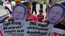 Puluhan massa Barisan Rakyat Sikat Koruptor (BRSK) melakukan aksi di depan gedung KPK, Jakarta, Selasa (26/8/14). (Liputan6.com/Miftahul Hayat) 