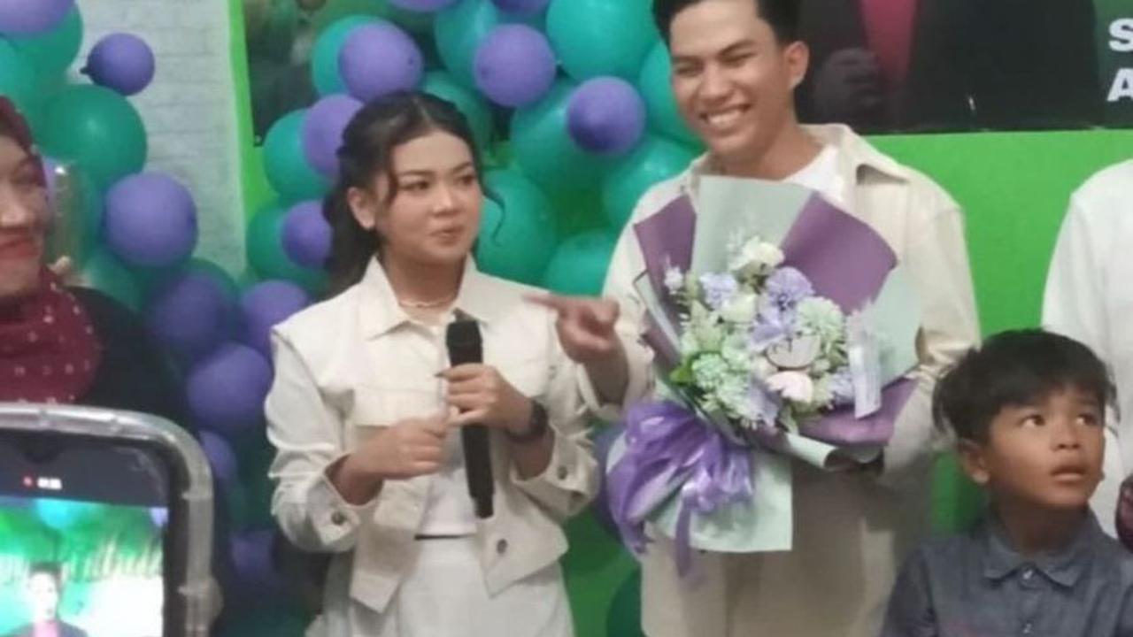 Ikut Hadir&nbsp;