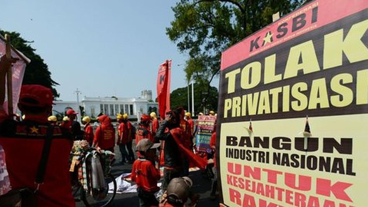 Pangkas jumlah karyawan