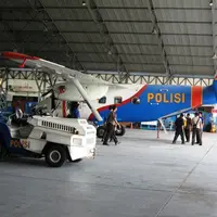 Hilang kontak, pesawat Skytruck milik polri mengangkut 13 orang anggota Polri di dalamnya. (Via: sonasnews.wordpress.com)