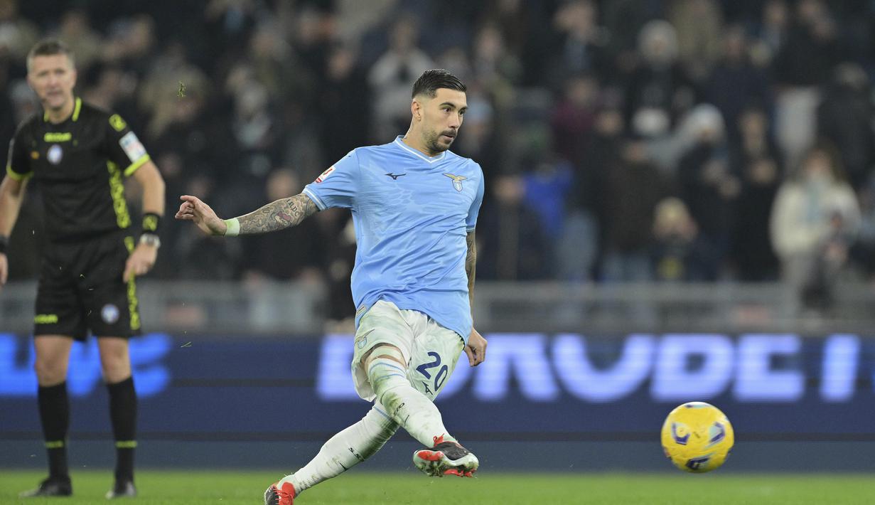 Lazio memastikan kemenangan lewat gol penalti yang dicetak Mattia Zaccagni di awal babak kedua. (Alfredo Falcone/LaPresse via AP)