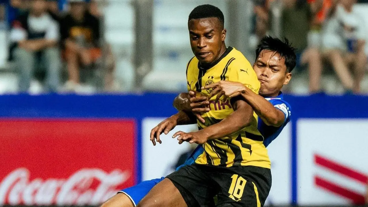 Youssoufa Moukoko - BG Pathum vs Borussia Dortmund