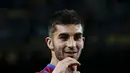 Penyerang Barcelona, Ferran Torres berselebrasi usai mencetak gol ke gawang Osasuna pada pertandingan lanjutan La Liga Spanyol di di stadion Camp Nou di Barcelona, Senin (14/3/2022). Barcelona menang telak atas Osasuna 4-0. (AP Photo/Joan Monfort)