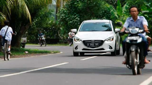 Jelajahi Pulau Dewata, Fitur Unggulan All New Mazda2 Unjuk Gigi