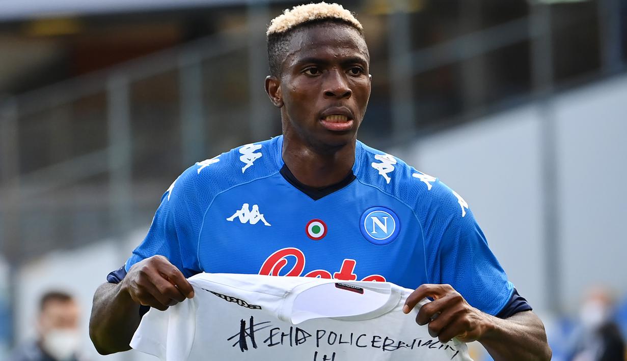 3. Victor Osimhen (70 juta euro) - Pemain berusia 21 tahun ini menjadi pemain termahal yang direkrut Napoli pada bursa transfer tahun 2020. Victor Osimhen dilabuhkan Napoli dari LOSC Lille dengan harga mencapai 70 juta euro. (AFP/alberto pizzoli)