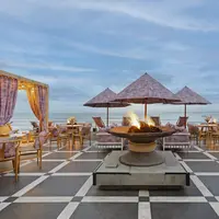 Dioriviera rancangan Maria Grazia Chiuri kembali sambangi Bali dengan instalasi cantik [Dior]